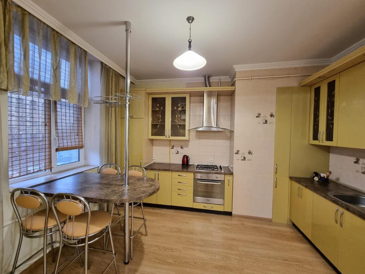Stefan Cel Mare Boulevard Ultracentral Apartments In The Center Kişinev Dış mekan fotoğraf