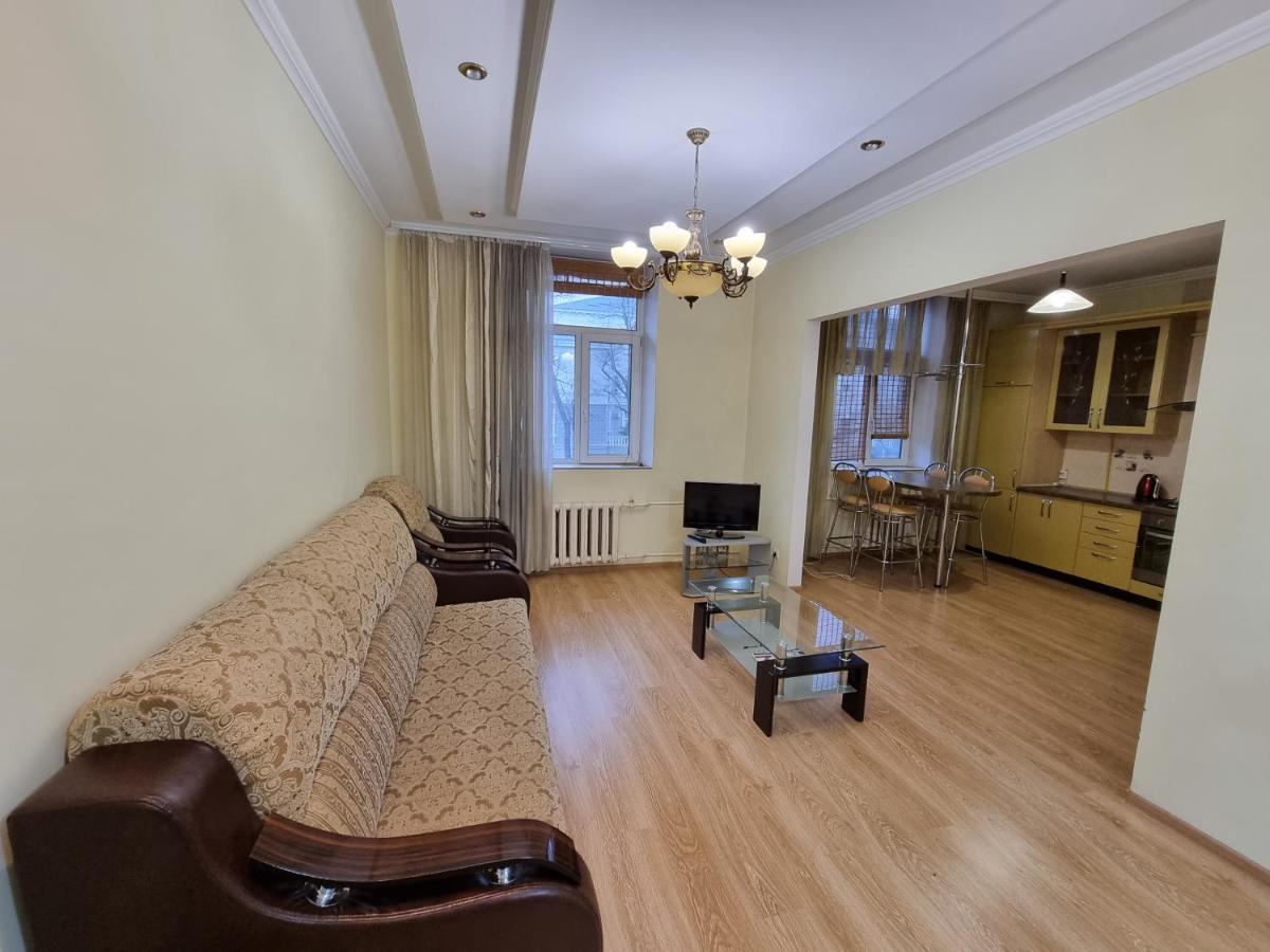 Stefan Cel Mare Boulevard Ultracentral Apartments In The Center Kişinev Dış mekan fotoğraf