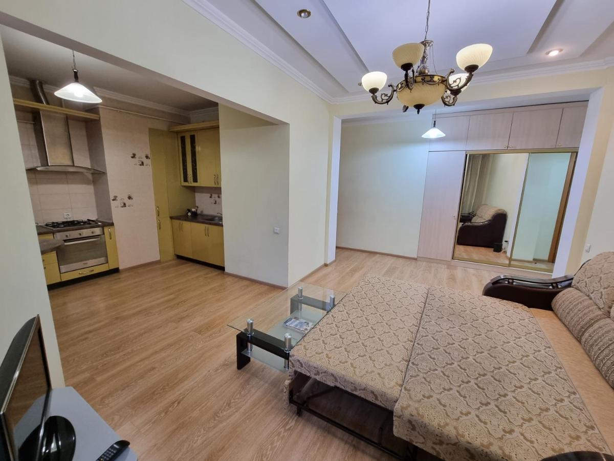 Stefan Cel Mare Boulevard Ultracentral Apartments In The Center Kişinev Dış mekan fotoğraf