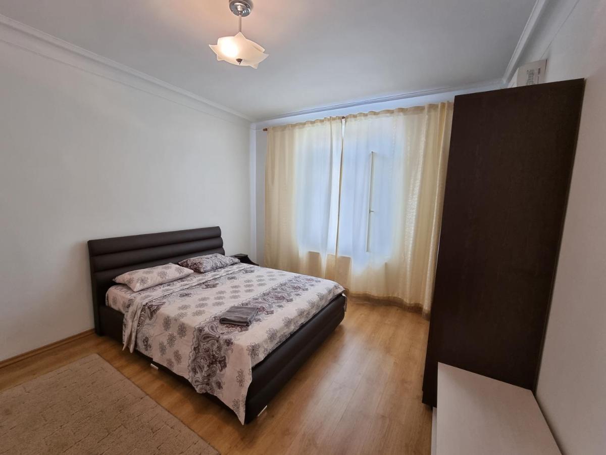 Stefan Cel Mare Boulevard Ultracentral Apartments In The Center Kişinev Dış mekan fotoğraf