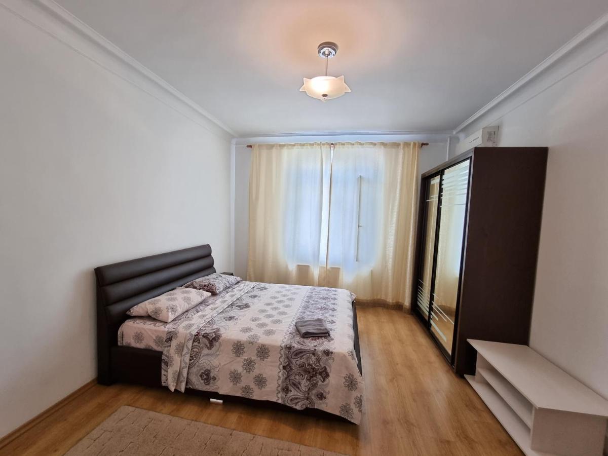 Stefan Cel Mare Boulevard Ultracentral Apartments In The Center Kişinev Dış mekan fotoğraf