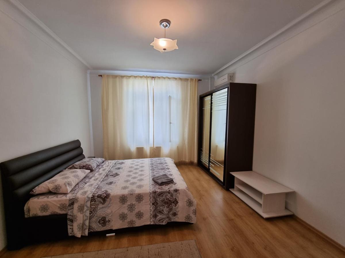 Stefan Cel Mare Boulevard Ultracentral Apartments In The Center Kişinev Dış mekan fotoğraf